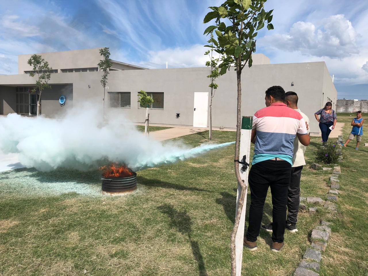 capacitacion prevencion de incendio.uso de extintores (5)