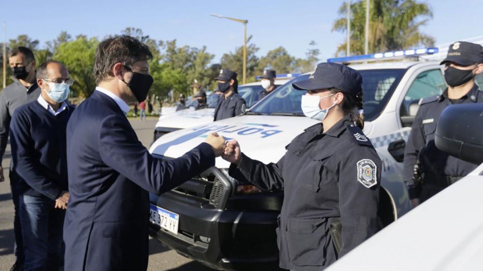 axel-kicillof-anuncia-aumento-de-salario-para-la-policia-20211014-1245631